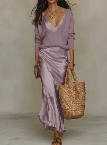 Completo Midi Satinato con Maglione in Maglia Elegante