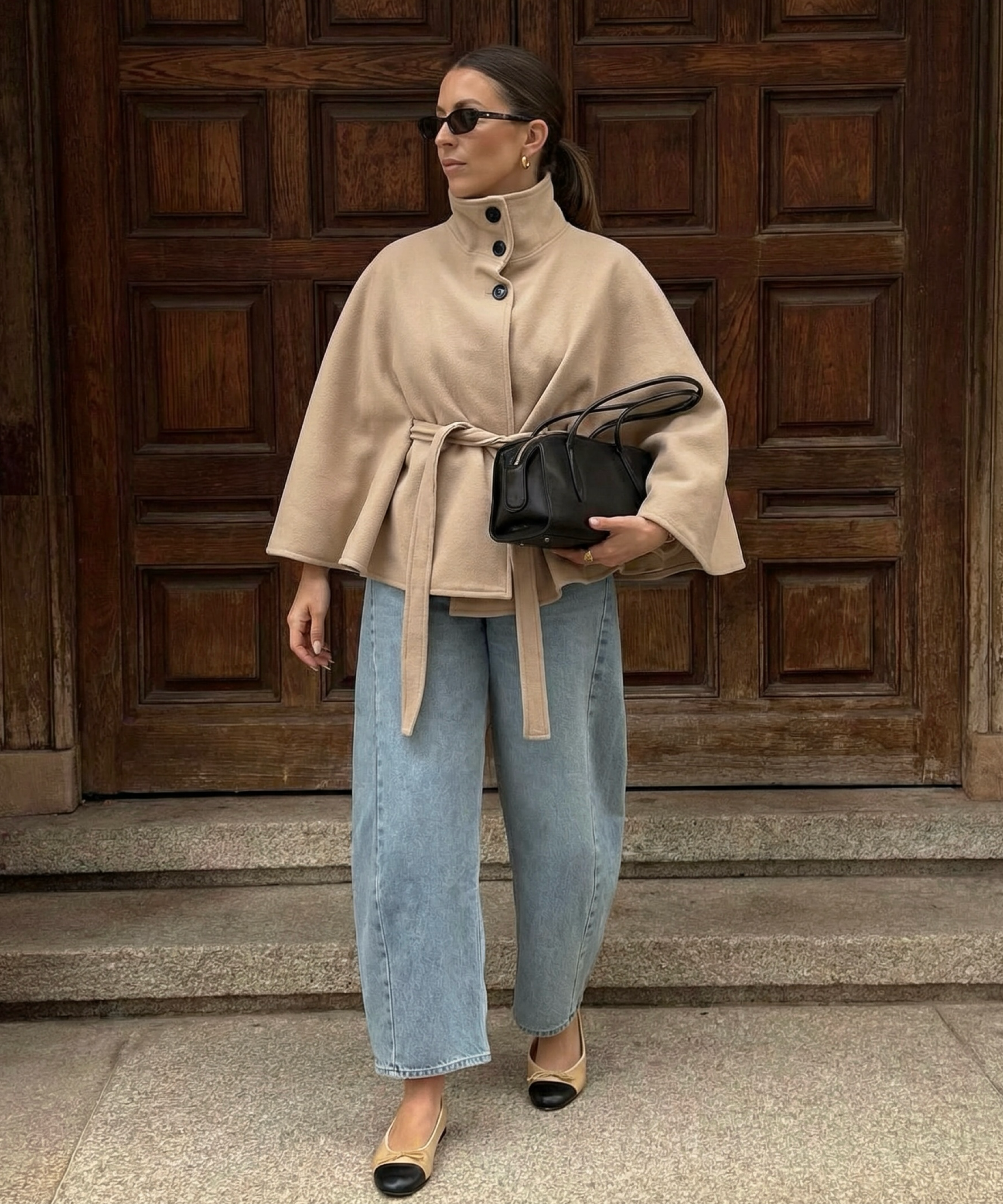Poncho Leggero Beige Tipo Mantella per la Primavera