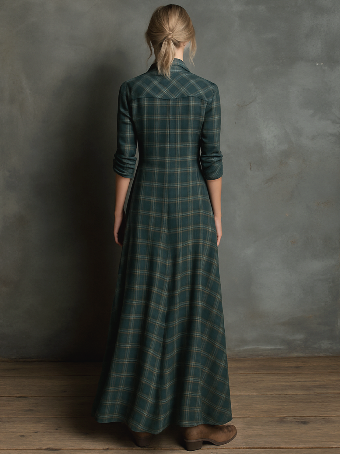 Vestito Camicia Maxi a Righe con Colletto Elegante