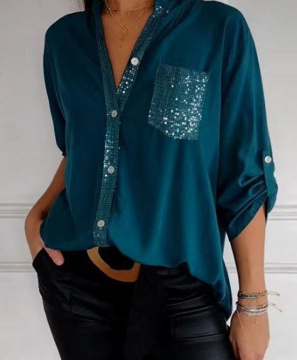 Blusa Nera Fluida con Dettagli Brillanti Elegante