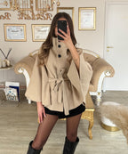 Poncho Leggero Beige Tipo Mantella per la Primavera
